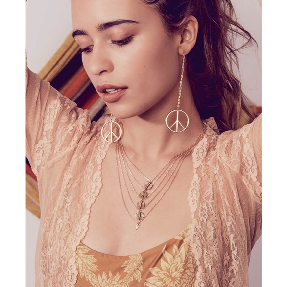 Vanessa Mooney Loverboy peace earrings NEW - Picture 6 of 6